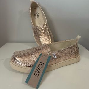 Tom’s Alpargate shoes